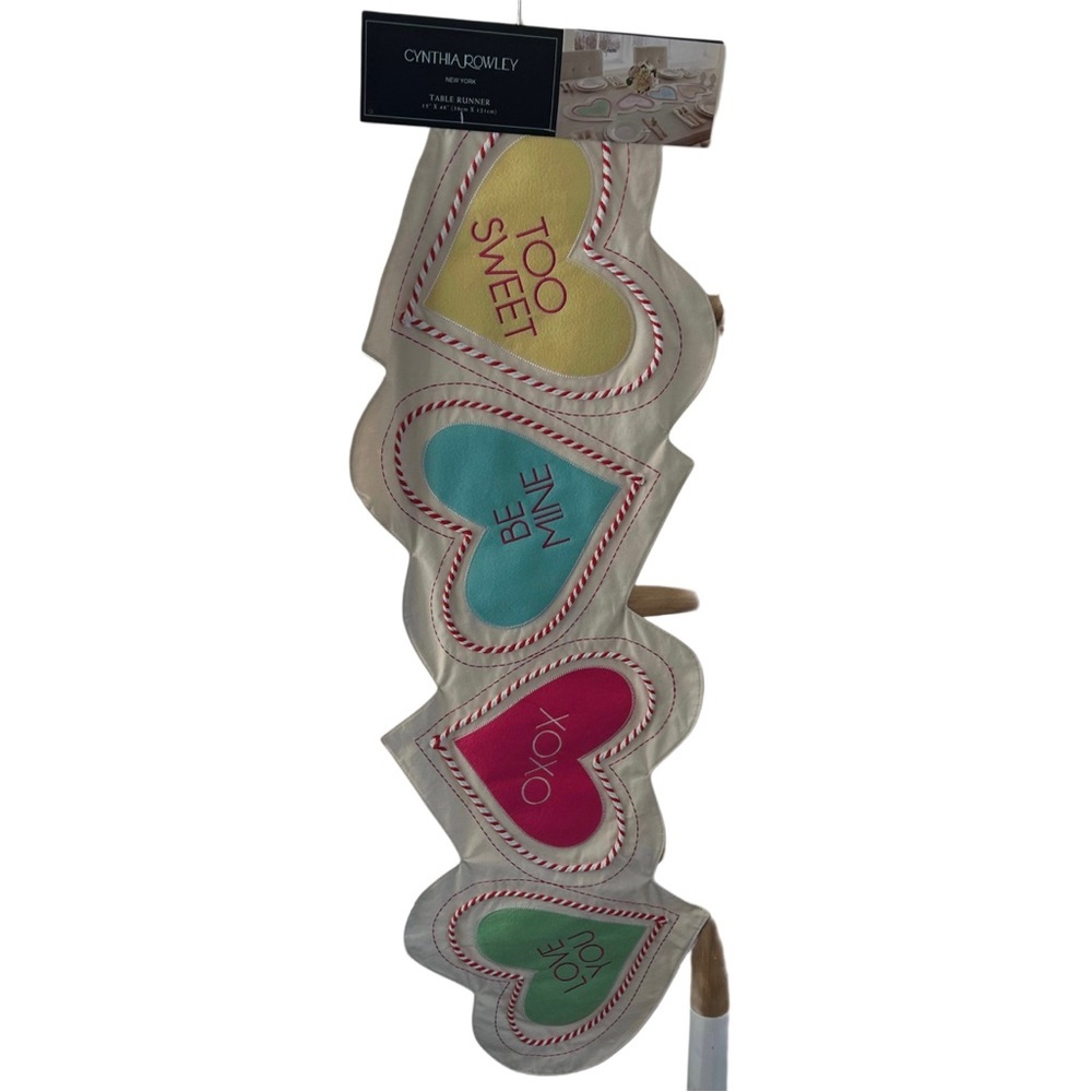 Cynthia Rowley Table Runner with Yellow and Red Accents - Picture 2 of 6